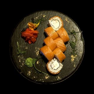 Ролл лосось з креветкою 