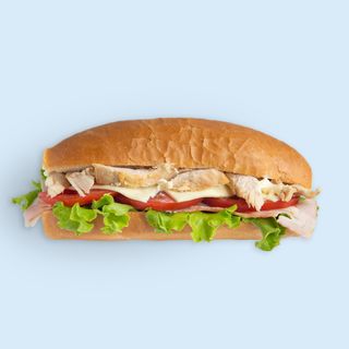 სენდვიჩი ქათმით და ბეკონით