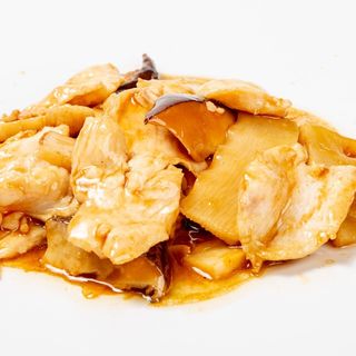 186.pollo con funghi e bambù