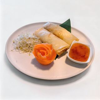 Spring Rolls/Rollitos de Primavera (2 Pcs.)
