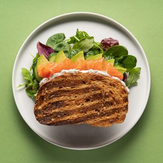 Сендвіч Філадельфія з лососем