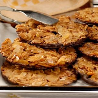 Galleta De Almendras Y Chocolate/Mandelhornchen