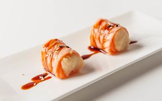 6. Salmon lounge roll - 2 pezzi