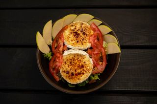 Ensalada De Queso De Cabra