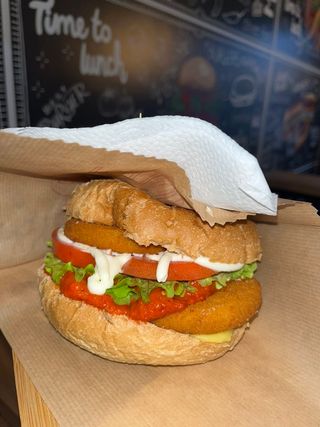 Fish burger + pomfrit