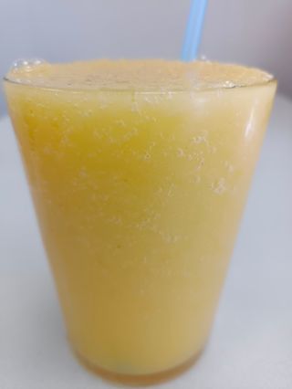 Batido maracuyá con agua (300 ml.)