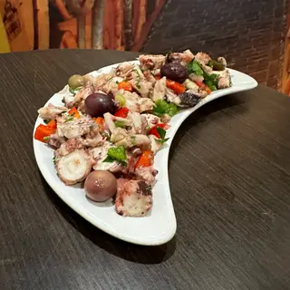 Tradicional Saladinha de Polvo