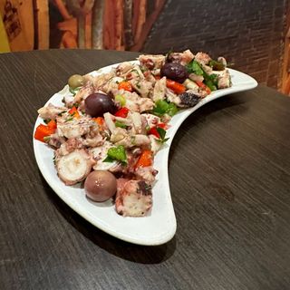 Tradicional Saladinha de Polvo