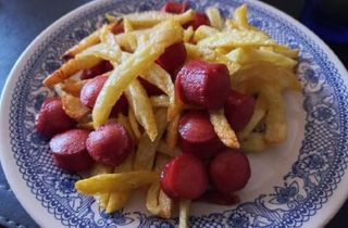 Salchipapas