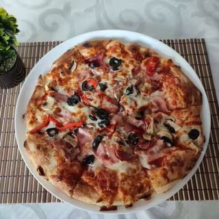 Pizza casei 1+1 gratuit +2 beri kozel gratuit 