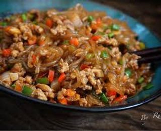 A88. Spaghetti di soia con maiale piccante*