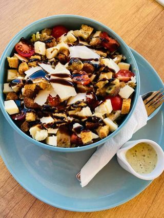 Salade Camembert/ Rôtie