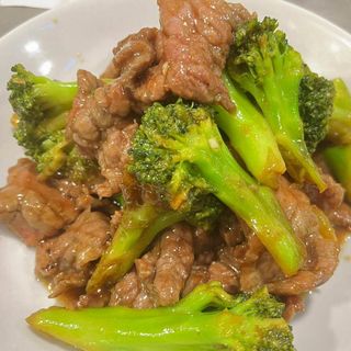 Ternera Con Brócoli