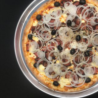 Pizza Calabresa