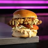 CHICKEN BURGER