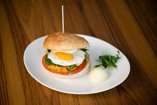 Hambúrguer Vegetariano de Grão com Batata Doce