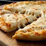 Пица топено сирене