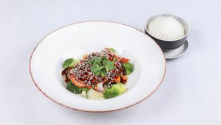 Danie z sosem Teriyaki