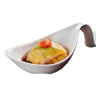 Pollo con aceite de cebollino