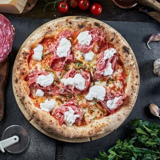 Salame contadino stracciatella con funghi