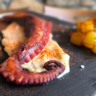 Pata De Pulpo A La Gallega
