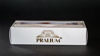 PRALINE DE CIOCOLATA IDEAL PENTRU M ARTURIILE DVS