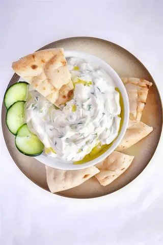 Dip tzaziki