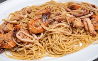 Spaghette cu fructe de mare