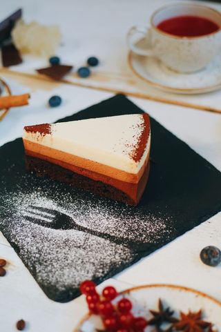 Три шоколада