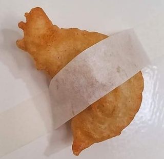 Panzerotto pomodoro e mozzarella