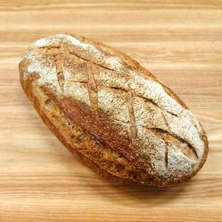 Pâine rustică cu făină pe pietre (475 gr)