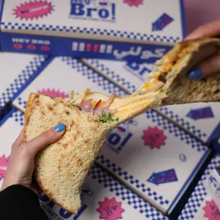 Makloub Hey bro (4 Fromages)