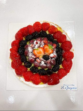 Torta crostata di frutti di bosco per 4 persone