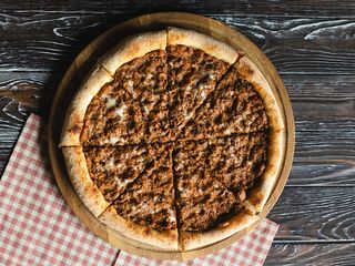 Піца Болоньєзе