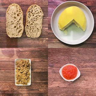 Bocadillo De Chicharrones País