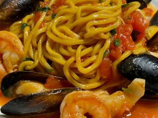 Паста з морепродуктами (300г)