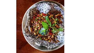 Hến Xúc Bánh Đa