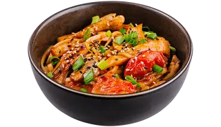 Udon cu sos cremos și carne de pui