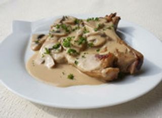 Côte De Veau À La Crème Champignons