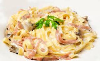 Tallarines De La Casa