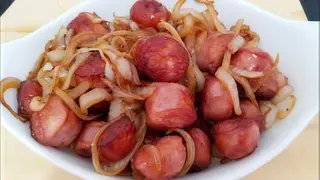 Chouriça Frita com Cebola