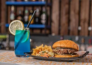 Classic Burger Lemonade