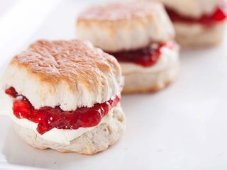 Cream Scones