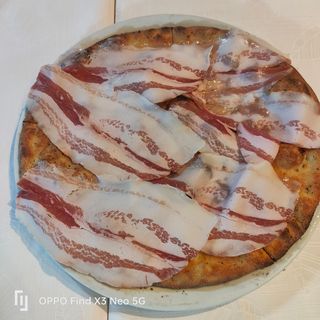 53 Focaccia con lardo