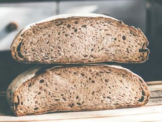 Хліб на заквасці Цільнозерновий сірий (100g)