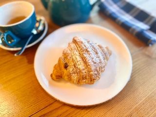 Круасан шоколадно - горіховий (140g)