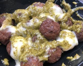 Polpettine provola e pesto