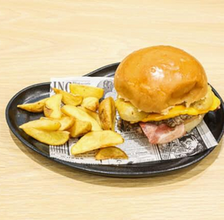 Sweet & Smoky Bacon Burger