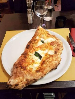 Calzone messinese