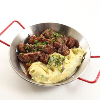 Мраморная говядина с картофельно-сырным пюре